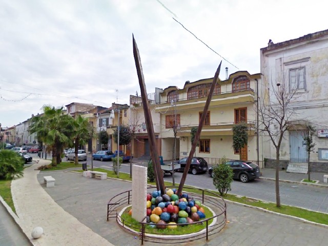 Piazza Agostino Petrillo